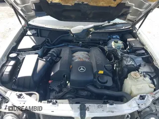 2000 Mercedes-Benz E-Class with VIN WDBJF65J1YB029223, listed as a IAAI auction lot 41896550 with 201,199 mi miles. Bid and sale history available at carsss.com. Image 10.
