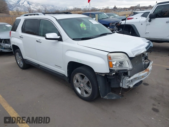 2012 GMC Terrain SLT-2 with VIN 2GKALWEK4C6131599, listed as a IAAI auction lot 41305518 with 152,976 mi miles. Bid and sale history available at carsss.com. Image 1.