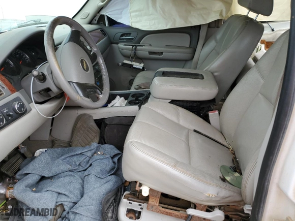 2009 Chevrolet Suburban LT w/2LT with VIN 1GNFK26329R170202, listed as a Copart auction lot 72510454 with 0 mi miles and Salvage Title. Bid and sale history available at carsss.com. Image 7.