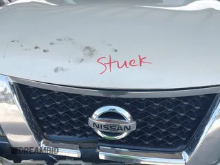 2016 Nissan Pathfinder S with VIN 5N1AR2MN8GC637220, listed as a IAAI auction lot 42382682 with 237,881 mi miles and . Bid and sale history available at DreamBid. Image 10.