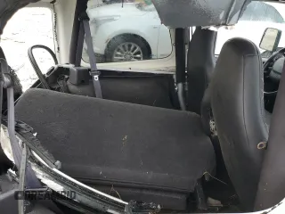 2002 Jeep Wrangler Sport with VIN 1J4FA49S32P733909, listed as a Copart auction lot 72776204 with 157,508 mi miles and Non Repairable. Bid and sale history available at carsss.com. Image 10.