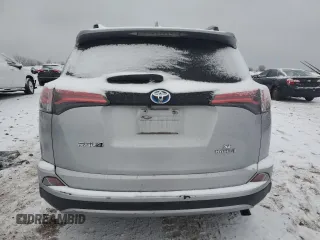 2017 Toyota RAV4 SE z VIN JTMJJREV2HD077614, wystawiony jako Copart lot #87924205 z przebiegiem 92 896 mil mil oraz Szkoda całkowita • Salvage title. Historia ofert i sprzedaży dostępna na DreamBid. Obrazek 6.
