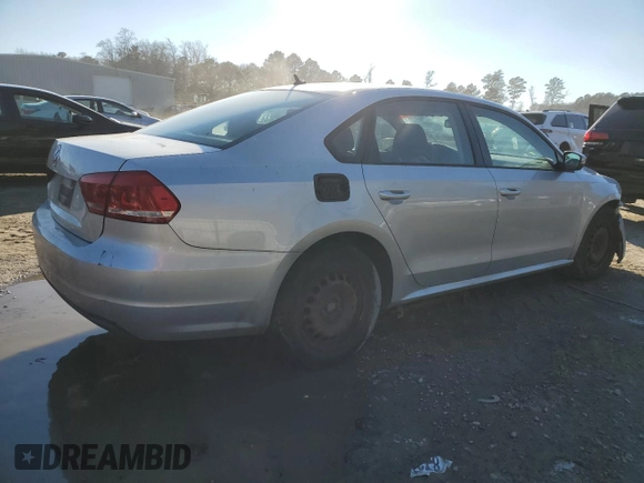 2014 Volkswagen Passat S w/Nav with VIN 1VWAP7A36EC019494, listed as a Copart auction lot 41654365 with 95,322 mi miles and Salvage Title. Bid and sale history available at carsss.com. Image 3.