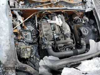 1999 Mazda MX-5 Miata z VIN JM1NB3535X0131701, wystawiony jako Copart lot #55785185 z przebiegiem Nie podano mil oraz Nie do naprawy • Non repairable. Historia ofert i sprzedaży dostępna na DreamBid. Obrazek 11.