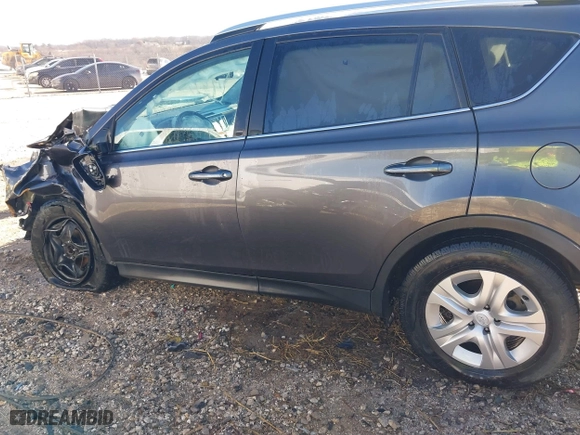 2013 Toyota RAV4 LE with VIN 2T3BFREV1DW062802, listed as a IAAI auction lot 41142211 with 176,630 mi miles. Bid and sale history available at carsss.com. Image 13.