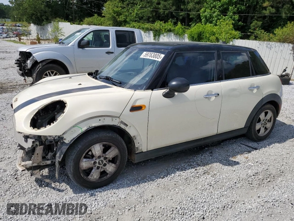 2016 MINI Hardtop 4 Door with VIN WMWXU1C59G2D08847, listed as a Copart auction lot 59763805 with 114,105 mi miles and Salvage title. Bid and sale history available at DreamBid. Image 1.