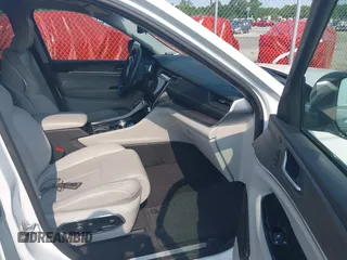 2022 Jeep Grand Cherokee Overland with VIN 1C4RJHDGXN8576813, listed as a IAAI auction lot 42314919 with 35,632 mi miles and . Bid and sale history available at DreamBid. Image 5.