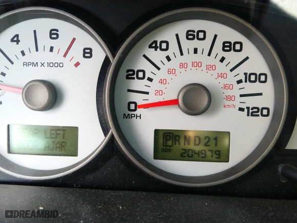 2005 Ford Escape Limited with VIN 1FMCU94165KE32639, listed as a IAAI auction lot 41960732 with 204,979 mi miles. Bid and sale history available at carsss.com. Image 7.