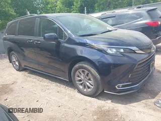 2024 Toyota Sienna XLE with VIN 5TDYSKFC5RS130067, listed as a IAAI auction lot 42398251 with 14,470 mi miles and . Bid and sale history available at DreamBid. Image 1.