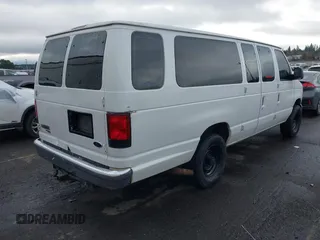 2006 Ford Econoline Passenger XL with VIN 1FBSS31L56DA35393, listed as a IAAI auction lot 41819071 with 175,478 mi miles. Bid and sale history available at carsss.com. Image 4.