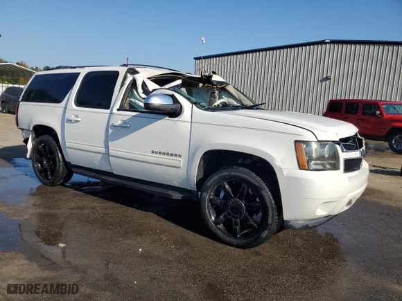 2012 Chevrolet Suburban LT with VIN 1GNSCJE08CR323931, listed as a Copart auction lot 77885054 with 0 mi miles and Non Repairable. Bid and sale history available at carsss.com. Image 4.