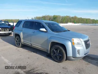 2015 GMC Terrain SLE z VIN 2GKALMEK3F6277937, wystawiony jako IAAI lot #42097187 z przebiegiem 94 420 mil mil oraz . Historia ofert i sprzedaży dostępna na DreamBid. Obrazek 1.