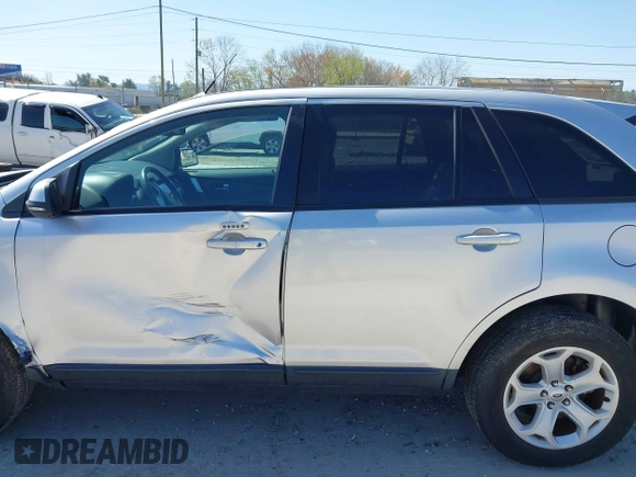 2013 Ford Edge SEL with VIN 2FMDK4JC7DBB62381, listed as a IAAI auction lot 41962145 with 95,109 mi miles. Bid and sale history available at carsss.com. Image 14.