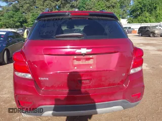 2018 Chevrolet Trax LT with VIN 3GNCJLSB7JL168143, listed as a IAAI auction lot 42088555 with 94,234 mi miles. Bid and sale history available at carsss.com. Image 16.