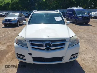 2011 Mercedes-Benz GLK 350 z VIN WDCGG8HB5BF667851, wystawiony jako IAAI lot #42336937 z przebiegiem 173 318 mil mil oraz . Historia ofert i sprzedaży dostępna na DreamBid. Obrazek 13.