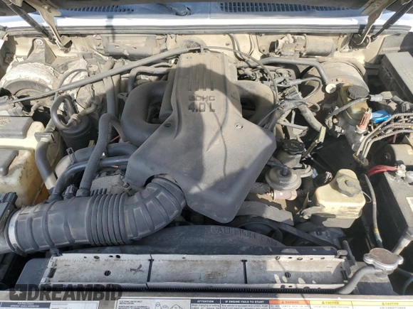 1998 Ford Explorer XL z VIN 1FMZU32EXWUA38970, wystawiony jako Copart lot #44991615 z przebiegiem 298 655 mil mil oraz Szkoda całkowita • Salvage title. Historia ofert i sprzedaży dostępna na DreamBid. Obrazek 11.