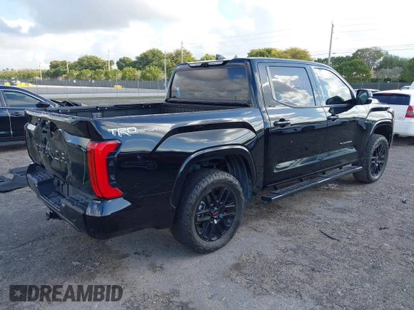 2022 Toyota Tundra 2WD SR5 with VIN 5TFLA5AB5NX012795, listed as a IAAI auction lot 41599301 with 25,191 mi miles. Bid and sale history available at carsss.com. Image 4.