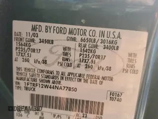 2004 Ford F-150 XL z VIN 1FTRF12W44NA77850, wystawiony jako Copart lot #52124375 z przebiegiem 175 402 mil mil oraz Szkody całkowita. Historia ofert i sprzedaży dostępna na DreamBid. Obrazek 12.