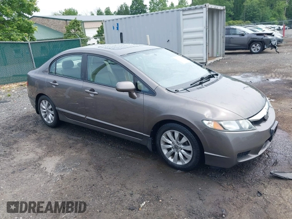 2009 Honda Civic z VIN 1HGFA15999L023648, wystawiony jako IAAI lot #42292289 z przebiegiem 279 822 mil mil oraz . Historia ofert i sprzedaży dostępna na DreamBid. Obrazek 1.