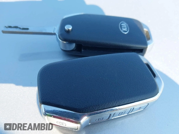 2021 Kia Forte LXS z VIN 3KPF24ADXME271884, wystawiony jako IAAI lot #41453893 z przebiegiem 93 462 mil mil oraz . Historia ofert i sprzedaży dostępna na DreamBid. Obrazek 11.