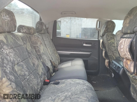 2015 Toyota Tundra 4WD Truck SR5 with VIN 5TFDW5F16FX417913, listed as a Copart auction lot 53670524 with 104,439 mi miles. Bid and sale history available at carsss.com. Image 10.