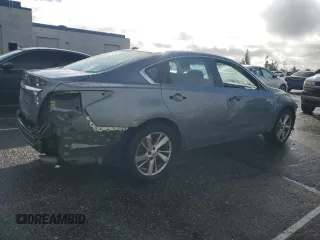 2015 Nissan Altima SV with VIN 1N4AL3AP1FC572121, listed as a Copart auction lot 44577135 with 95,607 mi miles and Salvage Title. Bid and sale history available at DreamBid. Image 3.