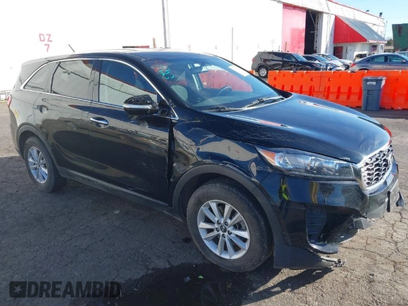 2019 Kia Sorento L with VIN 5XYPG4A36KG574285, listed as a IAAI auction lot 41647367 with 74,808 mi miles. Bid and sale history available at carsss.com. Image 1.