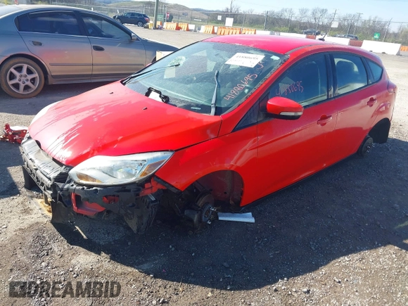 2014 Ford Focus SE with VIN 1FADP3K2XEL462753, listed as a IAAI auction lot 41880695 with 195,569 mi miles. Bid and sale history available at carsss.com. Image 2.