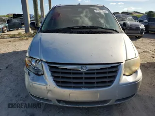 2006 Chrysler Town & Country LWB Touring with VIN 2A4GP54L06R843894, listed as a Copart auction lot 77831814 with 145,253 mi miles and Salvage Title. Bid and sale history available at carsss.com. Image 5.