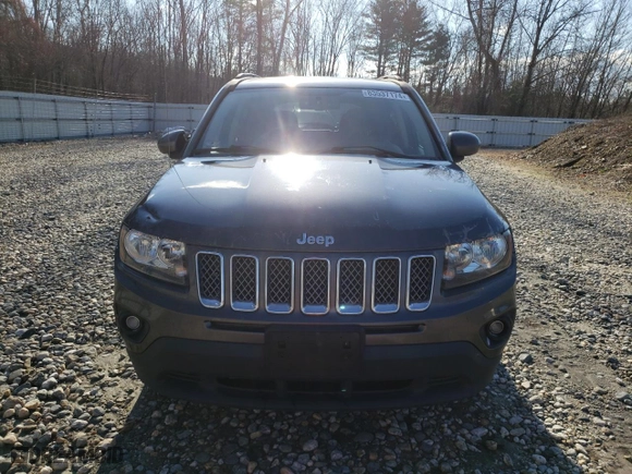 2016 Jeep Compass High Altitude Edition with VIN 1C4NJDEB5GD799149, listed as a Copart auction lot 83537174 with 102,182 mi miles and Non Repairable. Bid and sale history available at carsss.com. Image 5.