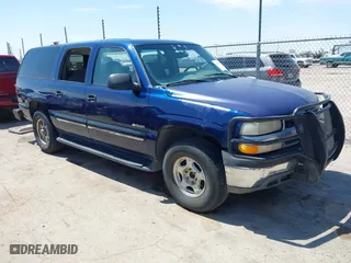2000 Chevrolet Suburban LS with VIN 3GNEC16T1YG131974, listed as a IAAI auction lot 41983971 with 245,767 mi miles. Bid and sale history available at carsss.com. Image 1.