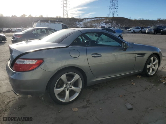 2012 Mercedes-Benz SLK-Class SLK 350 with VIN WDDPK5HA7CF008137, listed as a Copart auction lot 81119914 with 65,581 mi miles and Salvage Title. Bid and sale history available at carsss.com. Image 3.
