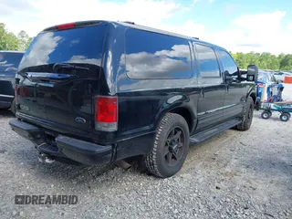 2003 Ford Excursion Special Serv z VIN 1FMNU40S23ED53961, wystawiony jako IAAI lot #42200815 z przebiegiem 232 477 mil mil oraz . Historia ofert i sprzedaży dostępna na DreamBid. Obrazek 4.