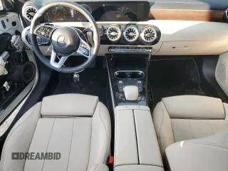 2023 Mercedes-Benz CLA 250 z VIN W1K5J4HB1PN415041, wystawiony jako Copart lot #81901904 z przebiegiem 36 154 mil mil oraz Szkoda całkowita • Salvage title. Historia ofert i sprzedaży dostępna na DreamBid. Obrazek 8.