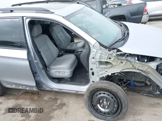 2019 Honda Passport Elite with VIN 5FNYF8H08KB018545, listed as a IAAI auction lot 41923505 with 31,249 mi miles and . Bid and sale history available at carsss.com. Image 18.