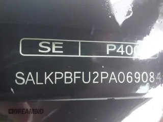 2023 Land Rover Range Rover SE z VIN SALKP9FU3PA072844, wystawiony jako IAAI lot #40742483 z przebiegiem 5 272 mil mil oraz . Historia ofert i sprzedaży dostępna na DreamBid. Obrazek 9.