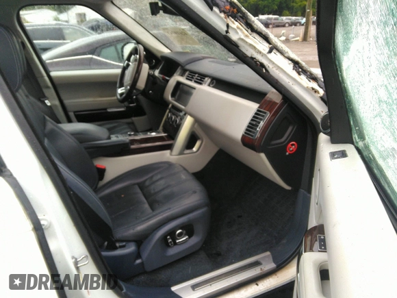 2017 Land Rover Range Rover Autobiography with VIN SALGV2FE0HA329973, listed as a IAAI auction lot 42619741 with 50,691 mi miles and . Bid and sale history available at DreamBid. Image 5.