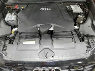 2019 Audi Q8 Premium Plus with VIN WA1EVAF1XKD004270, listed as a Copart auction lot 61906285 with 106,784 mi miles and Salvage title. Bid and sale history available at DreamBid. Image 11.