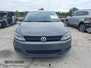 2013 Volkswagen Jetta Sedan SE with VIN 3VWDP7AJ3DM363891, listed as a IAAI auction lot 41995436 with 105,994 mi miles. Bid and sale history available at carsss.com. Image 12.