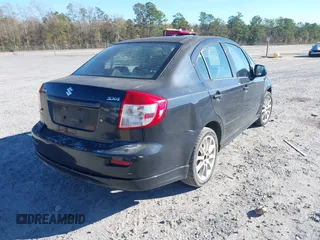 2008 Suzuki SX4 Convenience Pkg with VIN JS2YC415785101570, listed as a IAAI auction lot 41267109 with 214,841 mi miles. Bid and sale history available at carsss.com. Image 4.