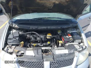 2002 Dodge Caravan Sport with VIN 2B4GP44362R699632, listed as a IAAI auction lot 42088557 with 237,844 mi miles. Bid and sale history available at carsss.com. Image 10.