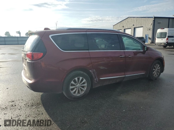 2018 Chrysler Pacifica Touring L with VIN 2C4RC1BG3JR110725, listed as a Copart auction lot 54217515 with 254,181 mi miles and Clean Title. Bid and sale history available at DreamBid. Image 3.