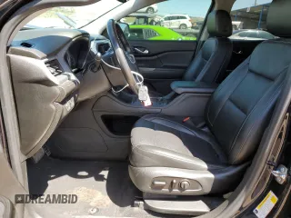 2021 GMC Acadia SLT с VIN 1GKKNULS6MZ206847, выставлен на аукционе Copart как лот 55249065 с пробегом 81 500 миль миль и Списание • Salvage title. История ставок и продаж доступна на DreamBid. Изображение 7.