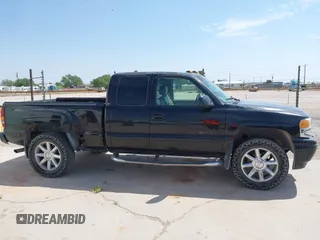 2003 GMC Sierra Denali z VIN 2GTFK69UX31160277, wystawiony jako IAAI lot #42056509 z przebiegiem 191 278 mil mil oraz . Historia ofert i sprzedaży dostępna na DreamBid. Obrazek 13.