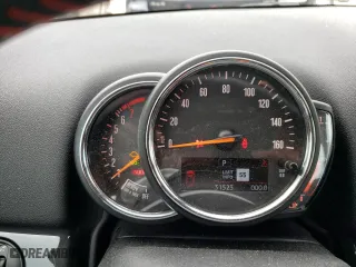 2020 MINI Countryman Cooper S with VIN WMZYW7C04L3L39918, listed as a Copart auction lot 70145374 with 31,523 mi miles and Salvage Title. Bid and sale history available at carsss.com. Image 9.