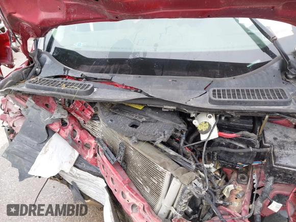 2013 Ford Escape SE with VIN 1FMCU9GX1DUD17613, listed as a IAAI auction lot 42176406 with Not provided miles and . Bid and sale history available at DreamBid. Image 10.