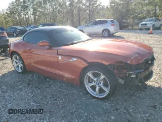 2014 BMW Z4 sDrive28i z VIN WBALL5C59EP556599, wystawiony jako Copart lot #44781125 z przebiegiem Nie podano mil oraz Czysty tytuł • Clean title. Historia ofert i sprzedaży dostępna na DreamBid. Obrazek 4.