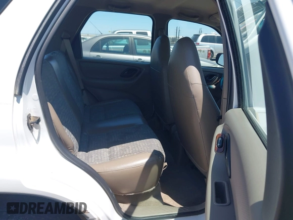 2001 Ford Escape XLS with VIN 1FMYU021X1KA59670, listed as a IAAI auction lot 42551801 with 189,058 mi miles and . Bid and sale history available at DreamBid. Image 8.