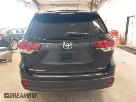 2019 Toyota Highlander SE with VIN 5TDJZRFH2KS628024, listed as a IAAI auction lot 41915298 with 87,054 mi miles. Bid and sale history available at carsss.com. Image 17.