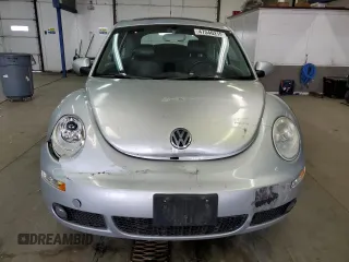 2006 Volkswagen New Beetle Coupe with VIN 3VWSW31C26M415535, listed as a Copart auction lot 47546215 with 77,387 mi miles and Salvage Title. Bid and sale history available at carsss.com. Image 5.
